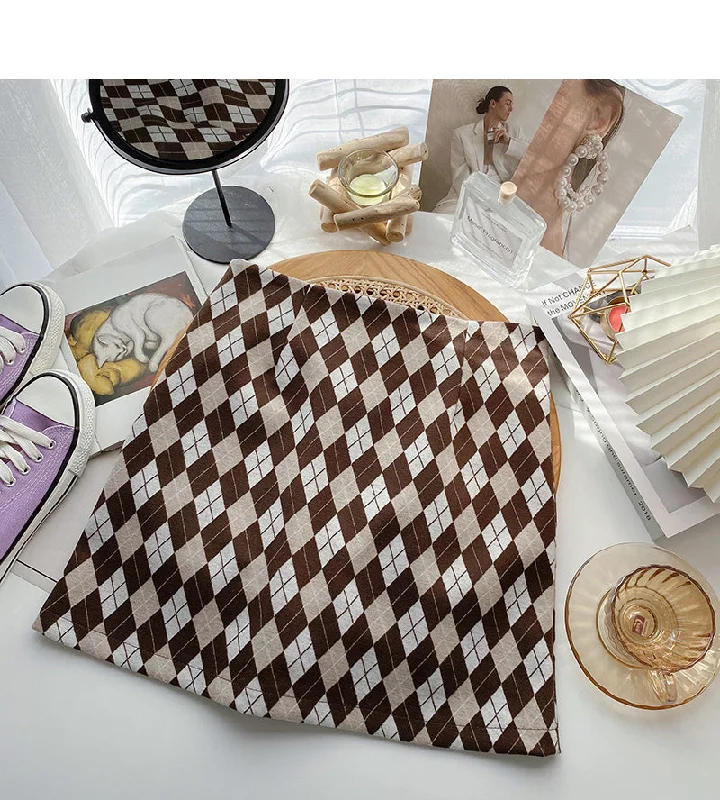 Fashion Hong Kong style retro Lingge high waist fabric Hip Wrap Skirt 5542 velvet skirt rich Fashion Hong Kong style retro Lingge high waist fabric Hip Wrap Skirt 5542 velvet skirt rich