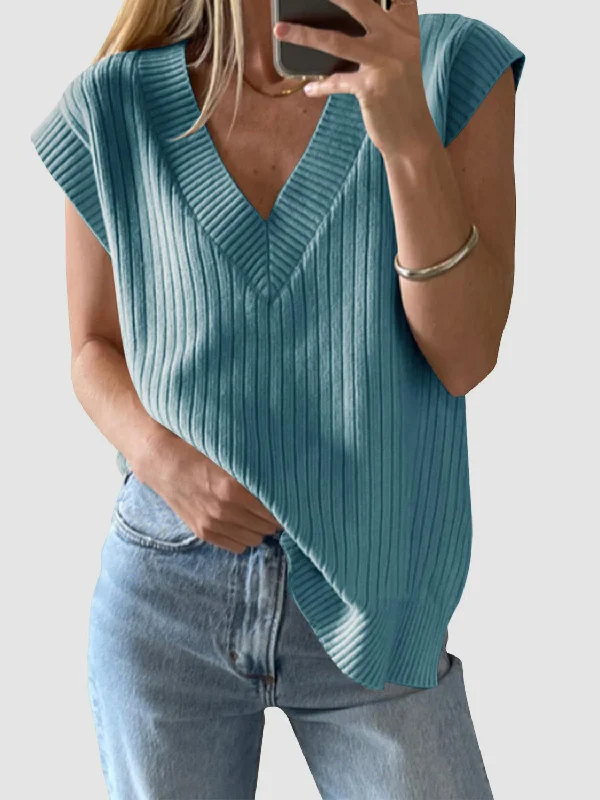 Hazel Blues® |  Mandy Ribbed V-Neck Sweater Vest Boxy Sweater Fitted Sweater A-Line