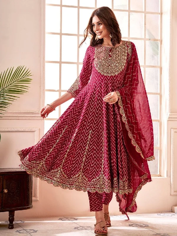 Anouk Maroon Chevron Embroidered Empire Thread Work Anarkali Kurta & Trousers & Dupatta Trousers Office Stylish Anouk Maroon Chevron Embroidered Empire Thread Work Anarkali Kurta & Trousers & Dupatta Trousers Office Stylish