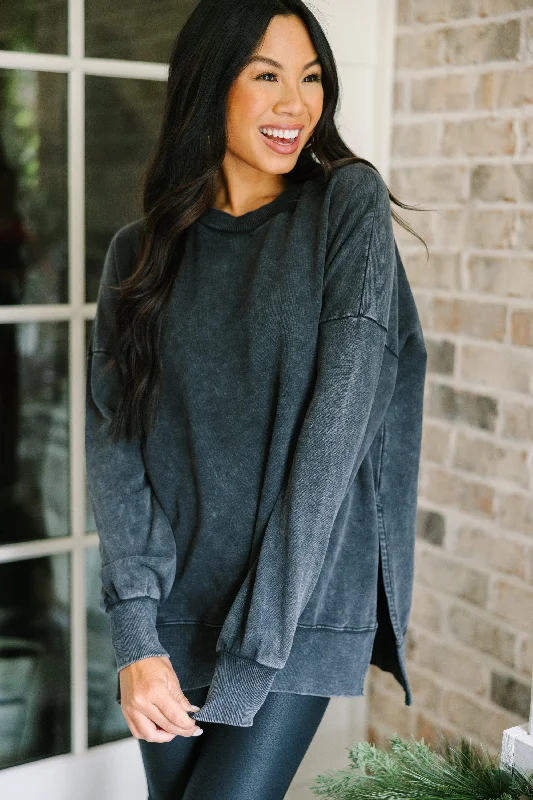 The Slouchy Black Pullover High Neck Pullover