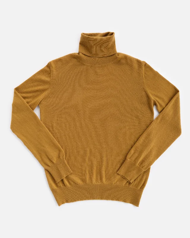 THE SUPER LIGHT ROLLNECK SWEATER | FLAXEN Welt Pockets Slit Pockets Flap Pockets