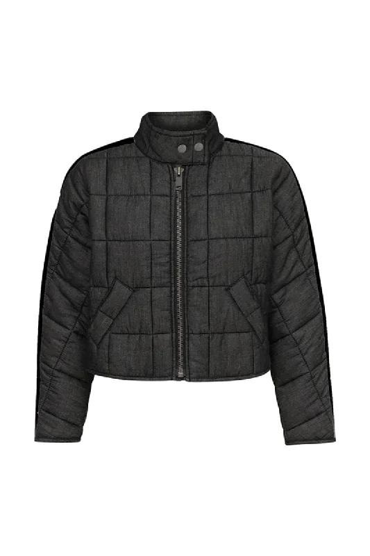 CAROLINE DOYERS ST CROPPED DENIM JACKET Zippered Jacket Buttoned Jacket Snapped Jacket CAROLINE DOYERS ST CROPPED DENIM JACKET Zippered Jacket Buttoned Jacket Snapped Jacket