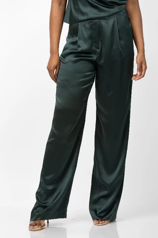 The Sei Wide Leg Trousers in Hunter Green Trousers cozy comfortable