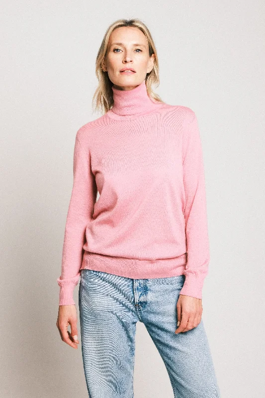 THE SUPER LIGHT ROLLNECK SWEATER | MHAIRI Fitted Loose Oversized