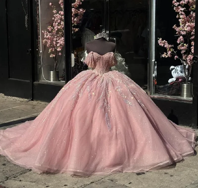 Rose Pink Princess Sparkly Quinceanera Dresses Off Shoulder Gillter Applique Crystal Sweet 15 vestido cinderela debutante Rose Pink Princess Sparkly Quinceanera Dresses Off Shoulder Gillter Applique Crystal Sweet 15 vestido cinderela debutante