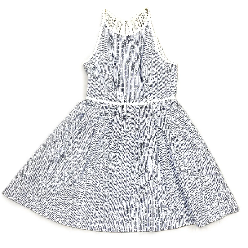 Dress Designer By Lilly Pulitzer In Blue & White, Size: M
